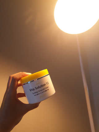 지고트 비타솔루션12 시너지 앰플 크림 100ml — 5점을 준 리뷰어가 2019년 6월 올린 사용 사진