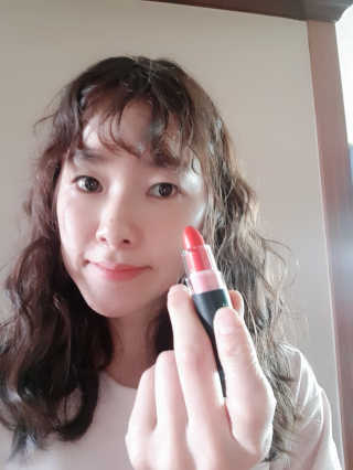 지고트 로맨틱 키스 립스틱 — 4점을 준 리뷰어가 2019년 5월 올린 사용 사진