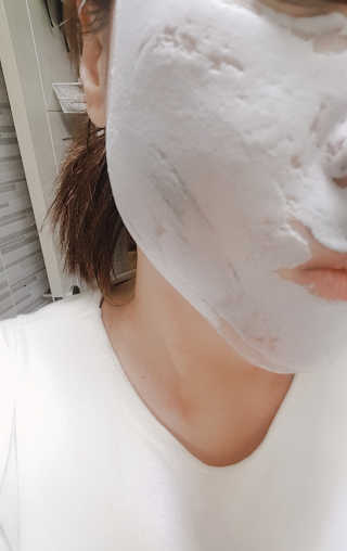 카오리온코스메틱스 프리미엄 블랙헤드 O2 버블 모공팩 — 4.5점을 준 리뷰어가 2018년 10월 올린 사용 사진