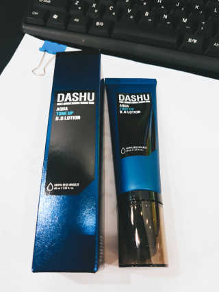 다슈코리아 다슈 맨즈 톤 업 비비로션 40ml — 3.33점을 준 리뷰어가 2018년 6월 올린 사용 사진