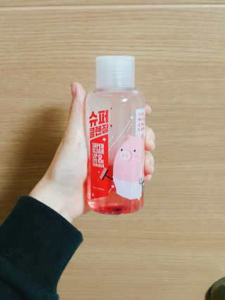 미팩토리 립앤아이 리무버 — 4.17점을 준 리뷰어가 2018년 2월 올린 사용 사진