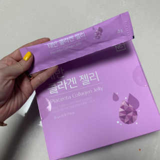 네츄럴굿띵스 태반 콜라겐 젤리 15포 — 1점을 준 리뷰어가 2018년 12월 올린 사용 사진
