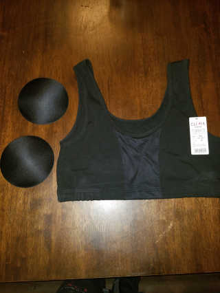 크리비아 Clivia Padded Yoga Sports Bra — 4.67점을 준 리뷰어가 2018년 6월 올린 사용 사진