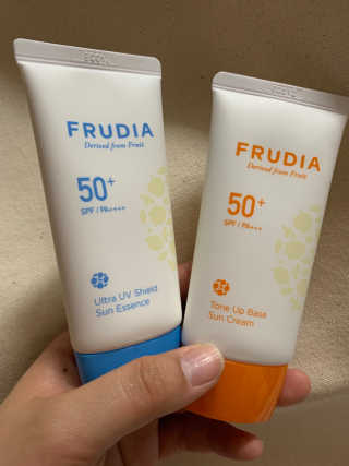 [후르디아] 혼합자차 선 에센스+톤업 선크림 2종 — 4점을 준 리뷰어가 2019년 6월 올린 사용 사진