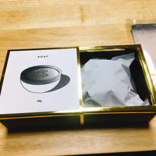 시티라이프 [CITYLIFELAB] 블랙밀크솝 105g 1개입 — 4.67점을 준 리뷰어가 2017년 12월 올린 사용 사진
