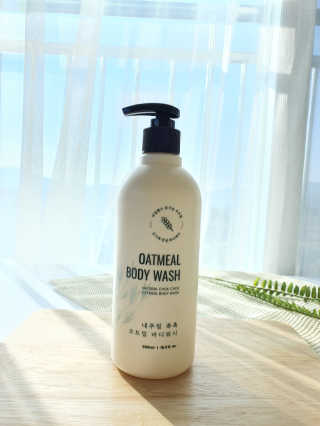 (주)에네스티 내추럴 촉촉  오트밀 바디워시 500ml — 5점을 준 리뷰어가 2019년 11월 올린 사용 사진