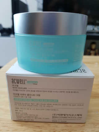 아크웰 아쿠아 클리니티 수분크림 — 4.33점을 준 리뷰어가 2018년 10월 올린 사용 사진