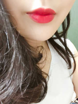 [블랙루즈] 에어 핏 촉촉틴트 + 크리미 벨벳 립크레용 — 5점을 준 리뷰어가 2018년 7월 올린 사용 사진