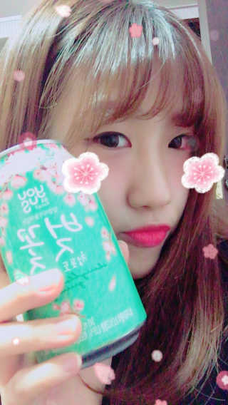 GS25 벚꽃 팝콘 + 벚꽃스파클링 + 벚꽃 청포도 에이드 — 4.83점을 준 리뷰어가 2018년 3월 올린 사용 사진