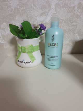 셀리본 하수오 내츄럴 프리벤션 탈모관리 샴푸 300ml — 5점을 준 리뷰어가 2019년 11월 올린 사용 사진