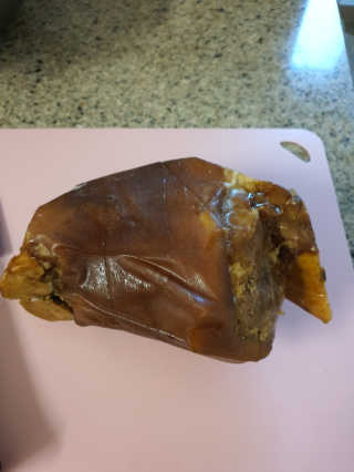 행복먹거리공작소 맥족. 맥주에 빠진 족발 550g + 마늘소스 70g — 5점을 준 리뷰어가 2020년 2월 올린 사용 사진