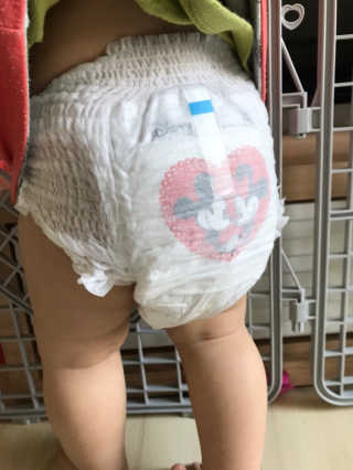 보솜이 베이비케어 팬티형 기저귀 — 5점을 준 리뷰어가 2019년 3월 올린 사용 사진
