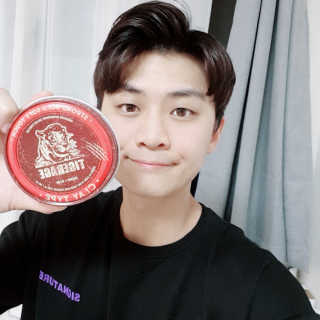 다슈코리아 다슈 클래식 타이거 레이지 수성 포마드 — 5점을 준 리뷰어가 2019년 6월 올린 사용 사진