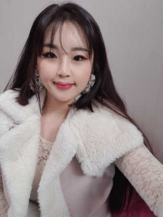 메이크업 이레이져 바이 컬러딥 래버러토리즈 — 4점을 준 리뷰어가 2020년 1월 올린 사용 사진