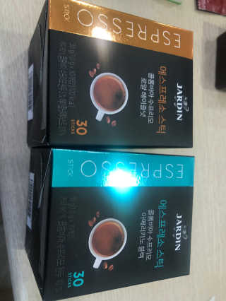 (주)쟈뎅 쟈뎅 에스프레소 스틱 [블랙+헤이즐넛 set] — 4점을 준 리뷰어가 2020년 2월 올린 사용 사진