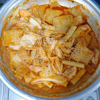 [홍코너떡볶이]옛날떡볶이 인기맛 4팩세트 — 5점을 준 리뷰어가 2019년 11월 올린 사용 사진