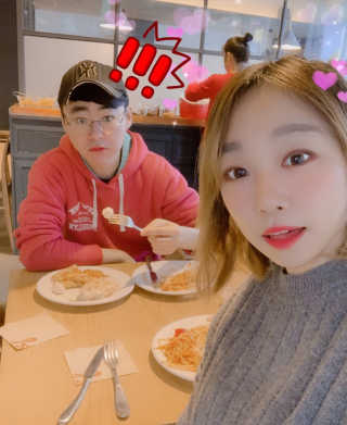 [미스터피자_대학로점] 뷔페 2인 이용권 — 5점을 준 리뷰어가 2019년 1월 올린 사용 사진