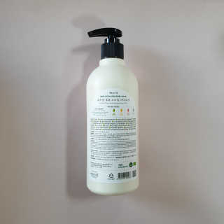 (주)에네스티 내추럴 촉촉  오트밀 바디로션 500ml — 5점을 준 리뷰어가 2019년 8월 올린 사용 사진