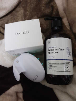 달리프 베러 퍼퓸 샴푸 1000ml 레이니데이 or 일랑로즈 — 5점을 준 리뷰어가 2019년 12월 올린 사용 사진