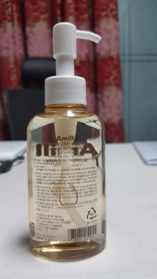 에이밀 슈퍼 그레인 클렌징 오일 125ml — 5점을 준 리뷰어가 2019년 10월 올린 사용 사진