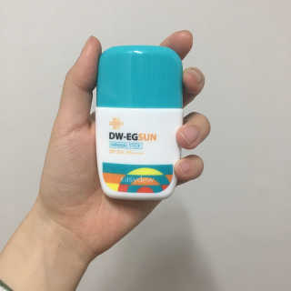 대웅제약 이지듀 디더블유 이지썬 — 5점을 준 리뷰어가 2018년 3월 올린 사용 사진