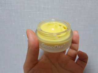 GoodDay Skincare GoodDay 강황 크림 — 3점을 준 리뷰어가 2019년 6월 올린 사용 사진