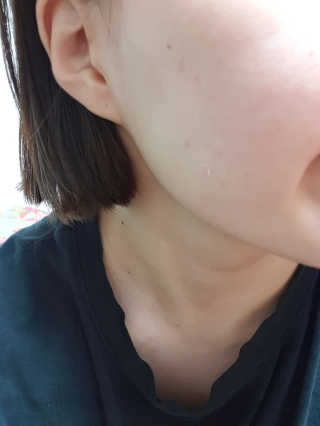 오지아이 워터 밤 모이스처 스킨 에센스 180ml — 4.5점을 준 리뷰어가 2019년 12월 올린 사용 사진