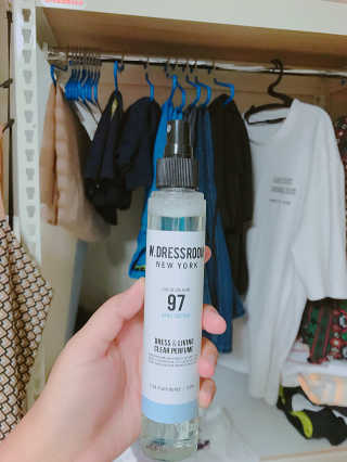 더블유드레스룸 드레스퍼퓸 150ml — 3.67점을 준 리뷰어가 2018년 8월 올린 사용 사진