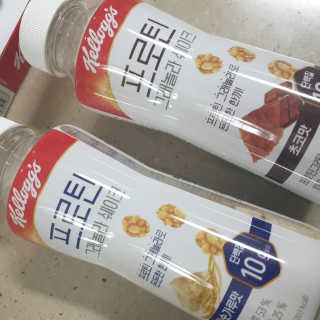켈로그 프로틴바 멀티팩+프로틴 그래놀라 쉐이크 2종 — 5점을 준 리뷰어가 2020년 1월 올린 사용 사진