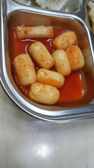 미쓰리떡볶이 just 10 min 패키지 — 5점을 준 리뷰어가 2018년 5월 올린 사용 사진