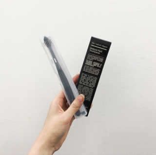 the naked object 디블랙팩치약 디블랙칫솔 세트 — 4.5점을 준 리뷰어가 2019년 1월 올린 사용 사진