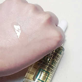 로벡틴 배리어 리페어 페이스 오일 — 5점을 준 리뷰어가 2019년 11월 올린 사용 사진