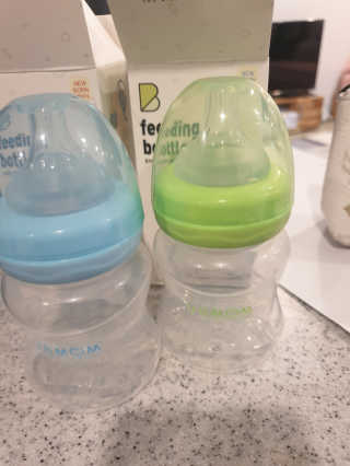 유비맘 신생아젖병 120ml 트리플팩_ 젖꼭지 포함 — 5점을 준 리뷰어가 2020년 3월 올린 사용 사진