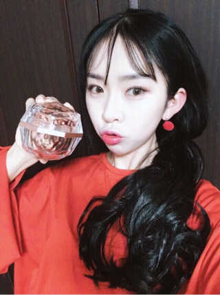 구달 로얄 샤또 캐비어 리페어 크림 — 5점을 준 리뷰어가 2017년 1월 올린 사용 사진