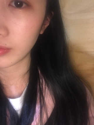 JM솔루션 물광 커버 파운데이션 럭셔리 — 3점을 준 리뷰어가 2018년 12월 올린 사용 사진