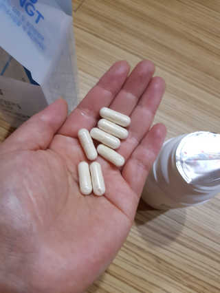 네츄럴굿띵스 패밀리 프로바이오틱스 60캡슐 — 5점을 준 리뷰어가 2018년 9월 올린 사용 사진