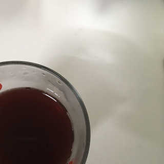 프롬바이오 오직 석류만 [그대로100 석류즙] 하루 1포로 건강하게 — 4점을 준 리뷰어가 2020년 3월 올린 사용 사진