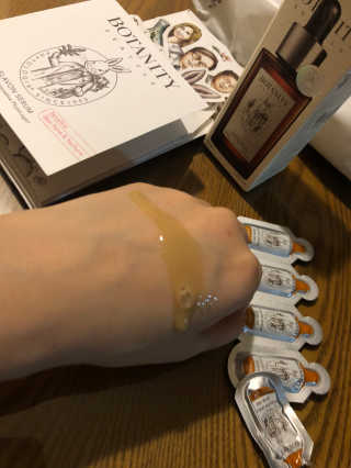 보타니티 [홍]조[진]정[결]케어 플라본 세럼 — 5점을 준 리뷰어가 2018년 5월 올린 사용 사진