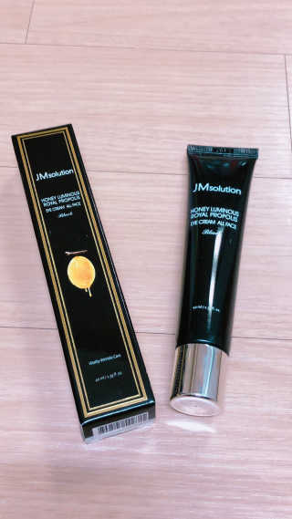 JM솔루션 꿀광 로얄 프로폴리스 아이크림 올 페이스 블랙 — 4점을 준 리뷰어가 2019년 2월 올린 사용 사진