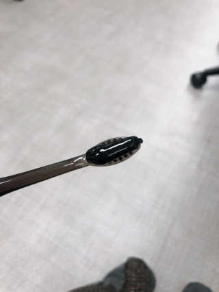 the naked object 디블랙팩치약 디블랙칫솔 세트 — 2.5점을 준 리뷰어가 2019년 1월 올린 사용 사진