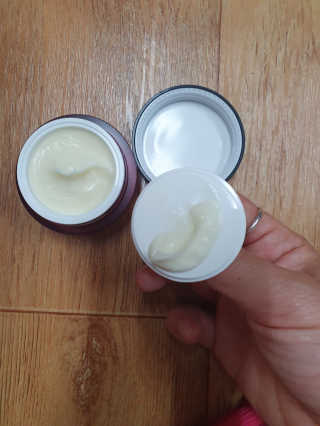 땡큐파머 미라클 에이지 리페어 아이크림 — 5점을 준 리뷰어가 2019년 8월 올린 사용 사진
