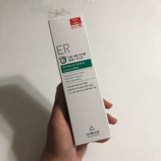 Dr.메디션 이알세붐컨트롤 에센스미스트 [피지조절] — 4.5점을 준 리뷰어가 2018년 8월 올린 사용 사진