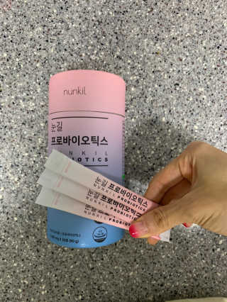 눈길 프로바이오틱스 눈길 콜라겐 프로바이오틱스 — 5점을 준 리뷰어가 2019년 11월 올린 사용 사진
