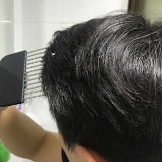 다슈코리아 다슈 클래식 타이거 레이지 수성 포마드 — 3점을 준 리뷰어가 2018년 12월 올린 사용 사진