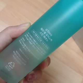 오지아이 워터 밤 모이스처 스킨 에센스 180ml — 5점을 준 리뷰어가 2020년 1월 올린 사용 사진