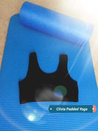 크리비아 Clivia Padded Yoga Sports Bra — 5점을 준 리뷰어가 2018년 6월 올린 사용 사진