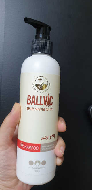 볼빅ballvic [볼빅] 탈모기능성 볼빅액플러스 + 볼빅샴푸230g — 4.5점을 준 리뷰어가 2019년 8월 올린 사용 사진