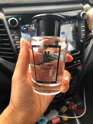 더블유드레스룸 퍼퓸 디퓨저 70ml — 4.83점을 준 리뷰어가 2018년 7월 올린 사용 사진