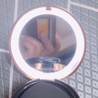 미넴보떼 [조여정쿠션] 아쿠아 GG모이스쳐 쿠션 23호 — 4점을 준 리뷰어가 2019년 6월 올린 사용 사진