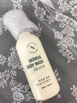(주)에네스티 내추럴 촉촉  오트밀 바디워시 500ml — 5점을 준 리뷰어가 2019년 8월 올린 사용 사진